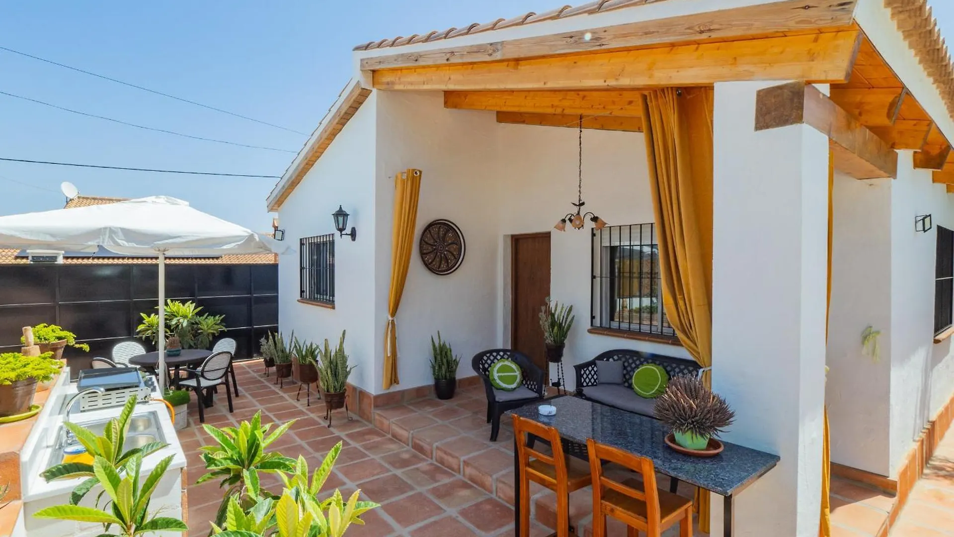 Cubo'S Casa Rural Entre Olivos Del Azahar Alhaurin de la Torre Holiday home